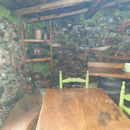 Сasa de vacaciones La Pumarada De Limes 2, Leitariegos *